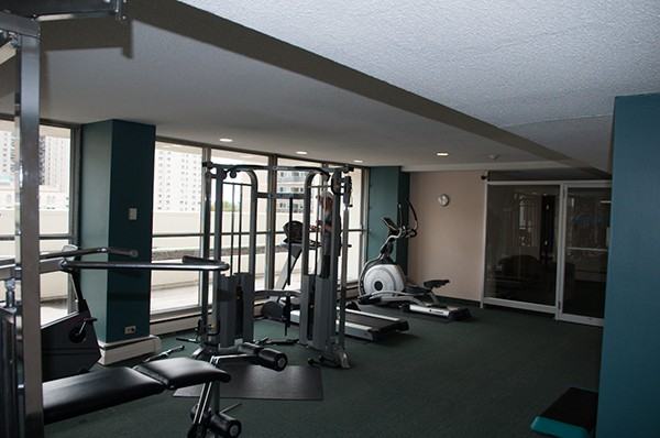 Chateau 100 Apartments 72 Donald St, Winnipeg, MB R3C 1L7 Zumper