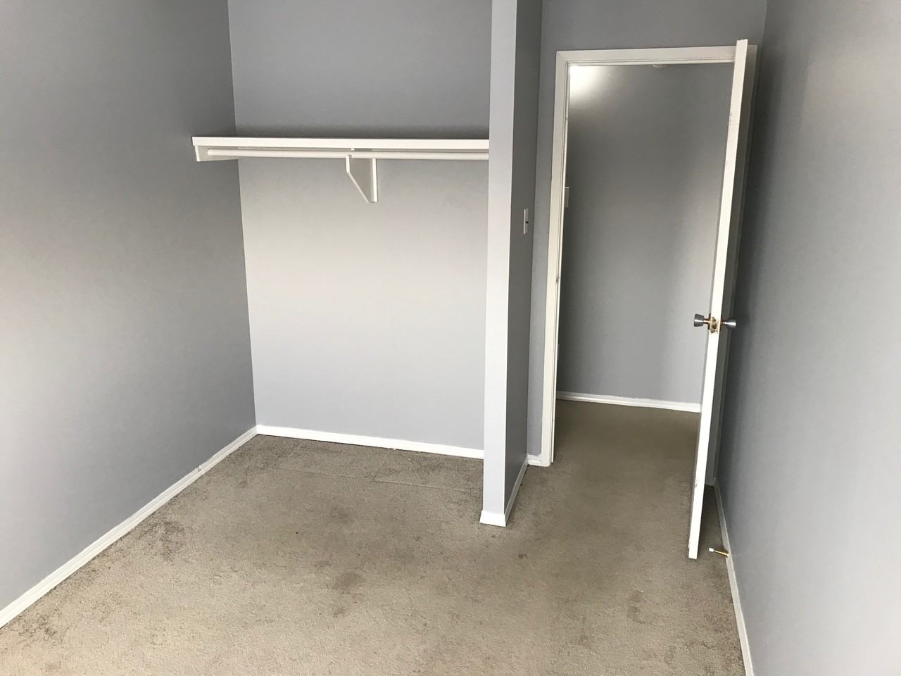 Bonnie Doon Manor Apartments 9107 88 Ave Nw, Edmonton, AB T6C 1M2