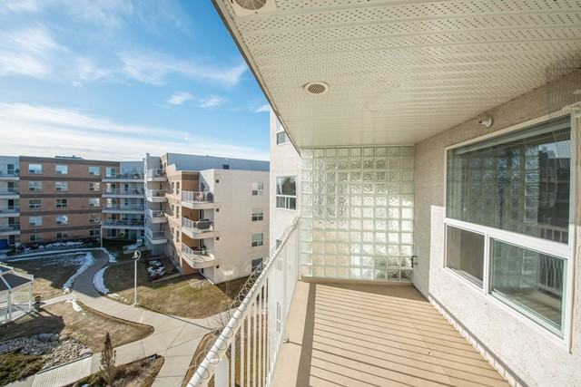 Holyrood Boulevard Apartments 8423 95 Ave Nw, Edmonton, AB T6C 4S6 Zumper