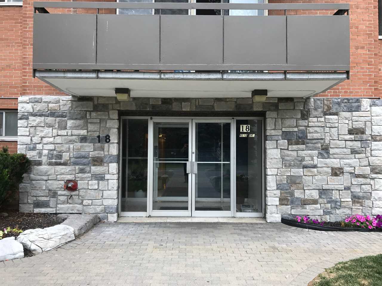 18 Reid Dr Apartments in Streetsville, Mississauga, ON L5M 2A9 Zumper