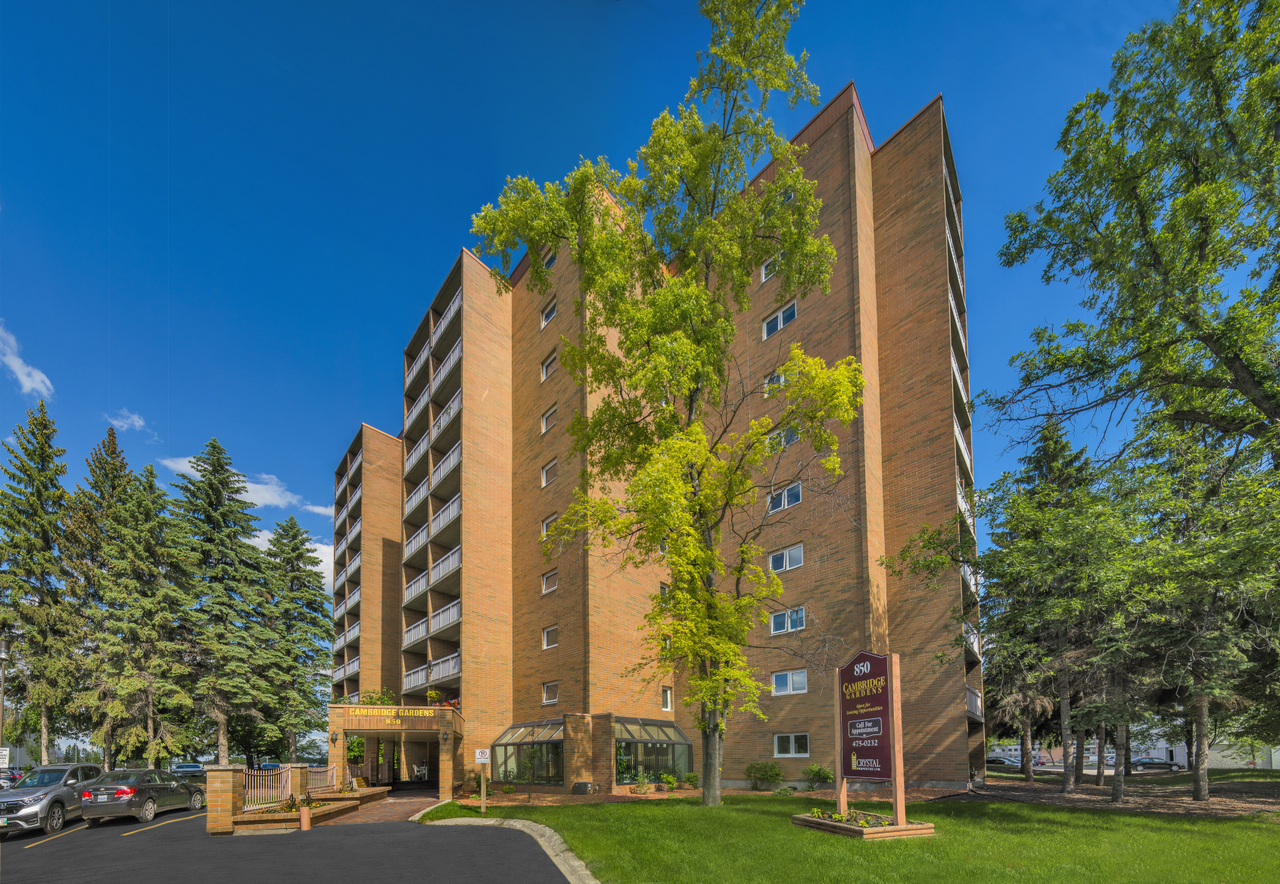Cambridge Gardens Apartments 850 Cambridge St, Winnipeg, MB R3M 3W8