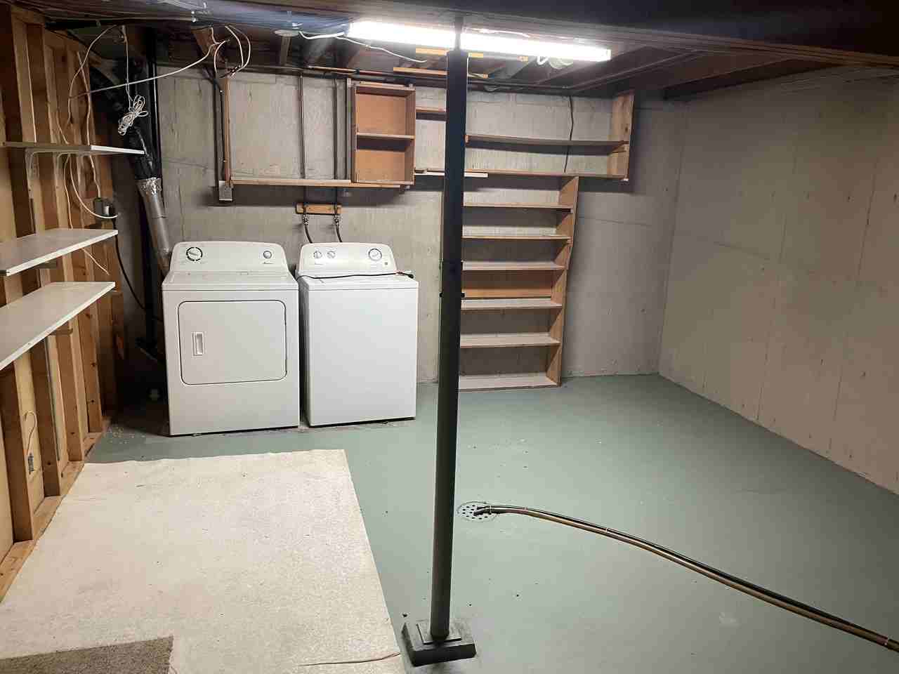 La Verendrye Apartments in North St. Boniface, Winnipeg, MB R2H 0B6