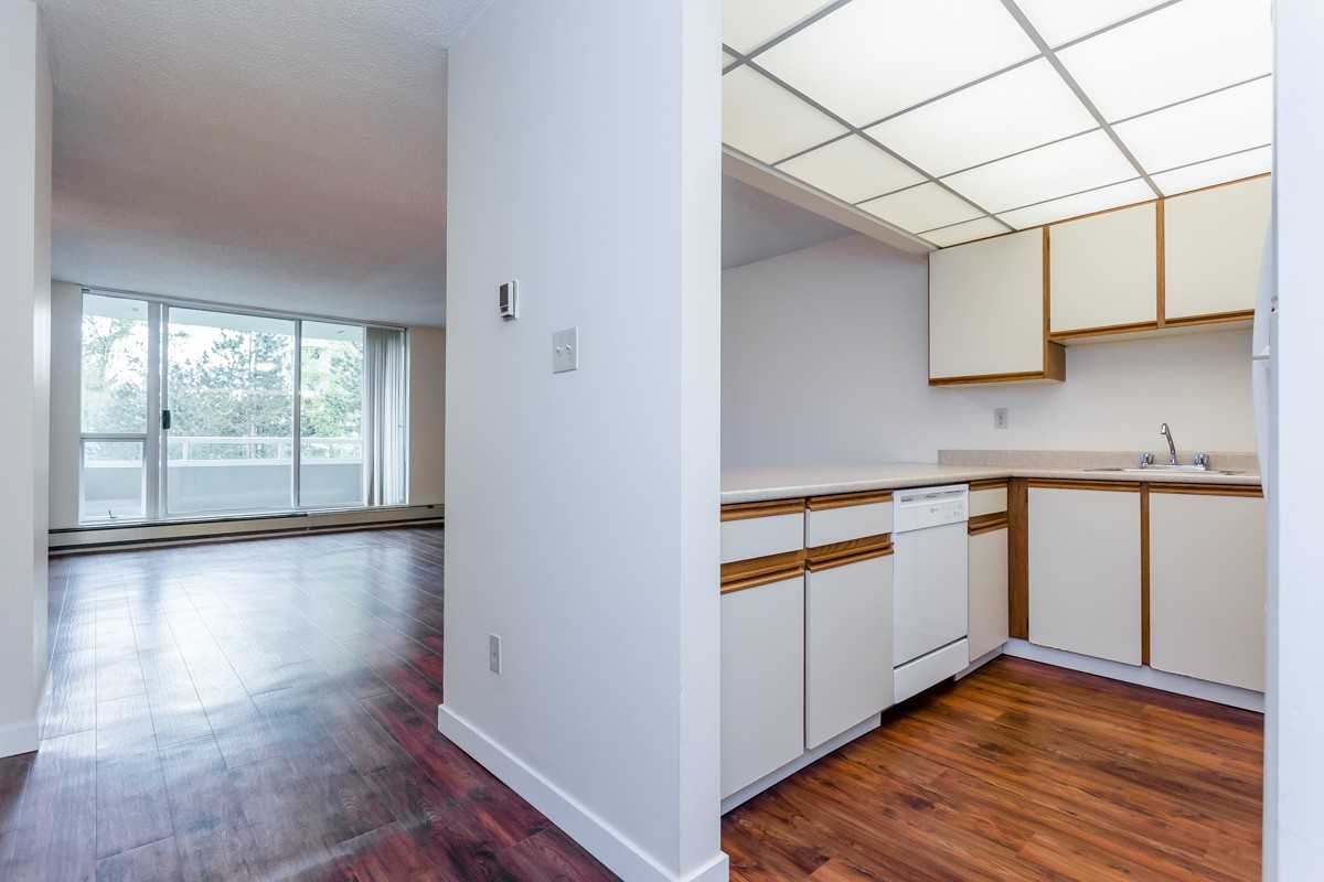 Halifax Towers Apartments 7351 Halifax St, Burnaby, BC V5A 4H2 Zumper