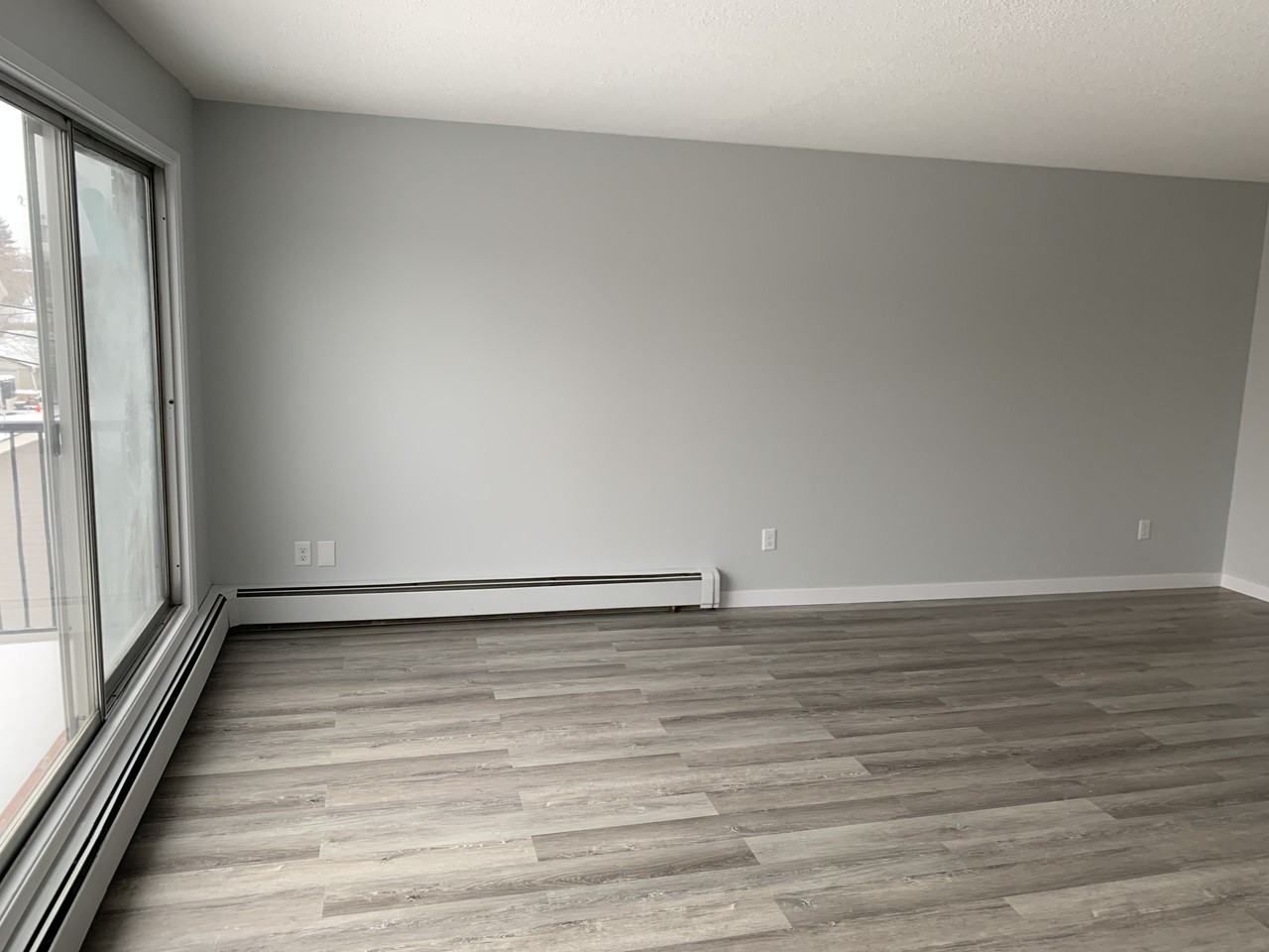 Squire Manor Apartments 11045 126 St Nw, Edmonton, AB T5M 0P8 Zumper