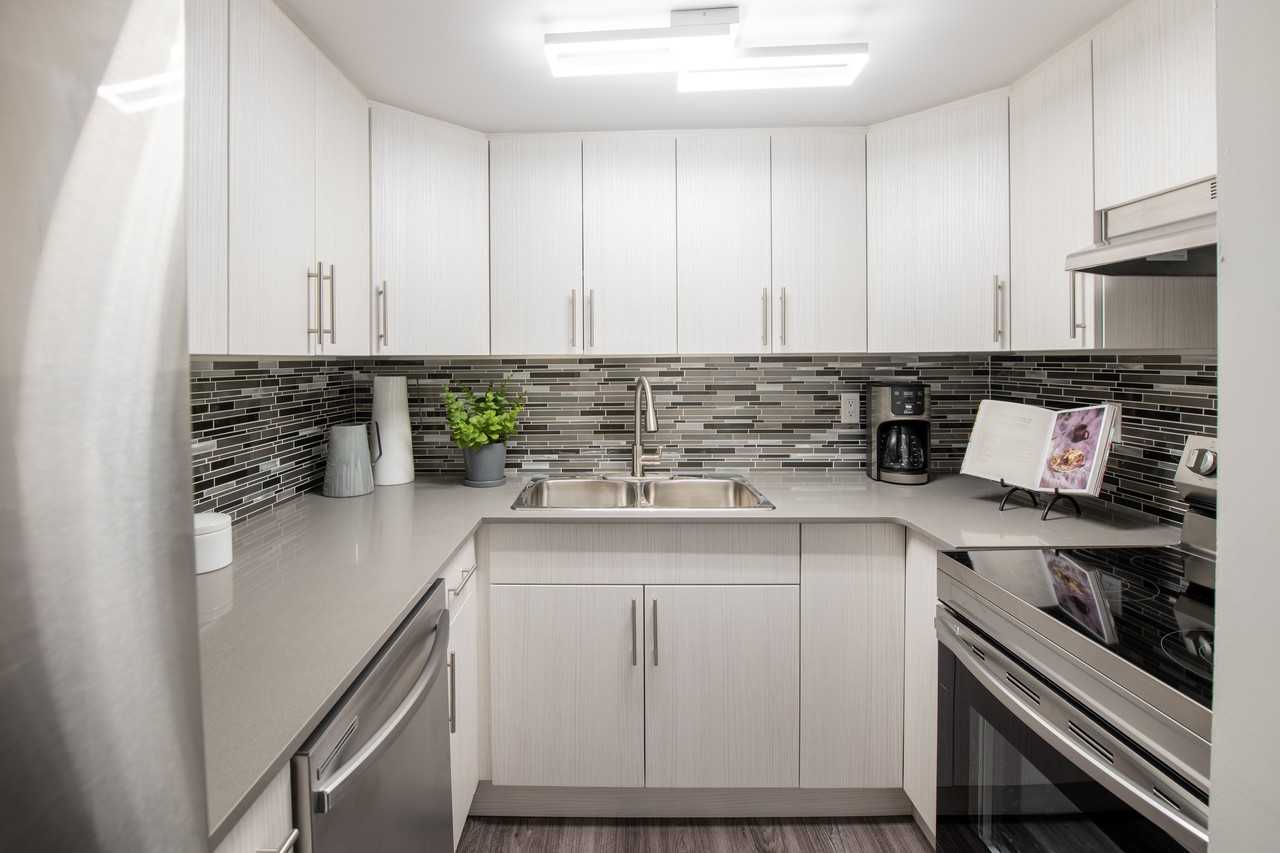 Broadview Manor Apartments 120 Donald St, Winnipeg, MB R3C 4G2 Zumper