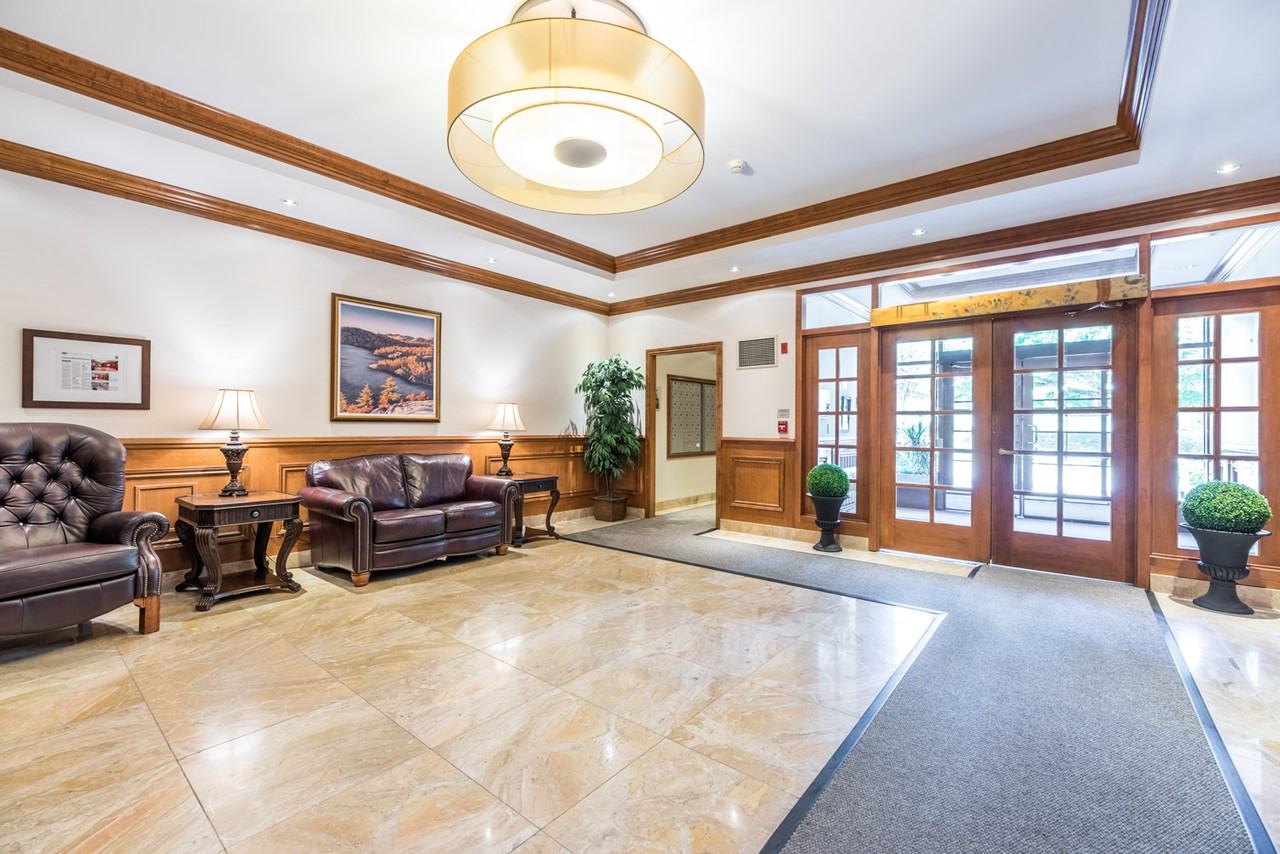 411 North River Rd. Apartments 411 North River Rd, Ottawa, ON K1L 0A5