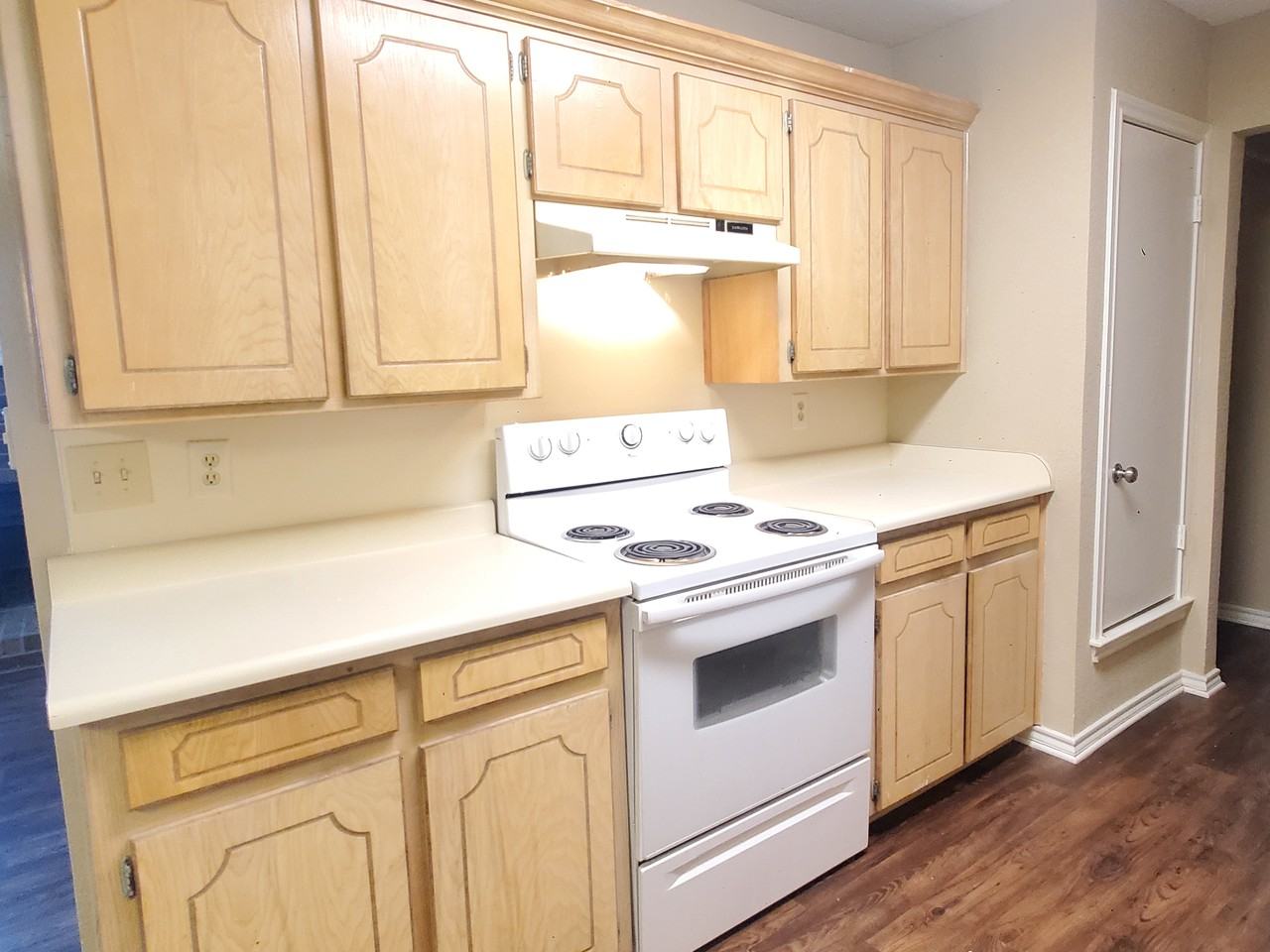 1432 Apartments in Crowley, TX 76036 Zumper