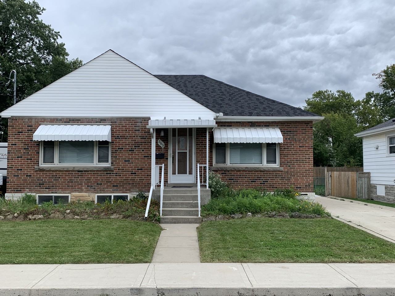 265 West 2nd Street Lower Unit Apartments 265 West 2nd St, Hamilton, ON L9C 3G6 Zumper