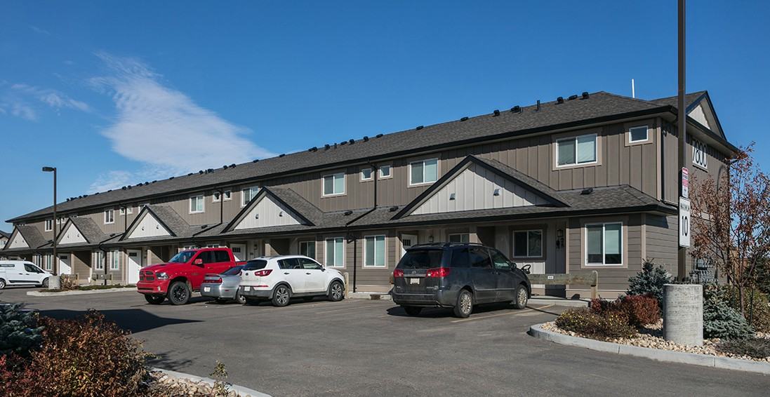 Birch Hills Townhomes Apartments 7800 Southfort Dr, Fort Saskatchewan