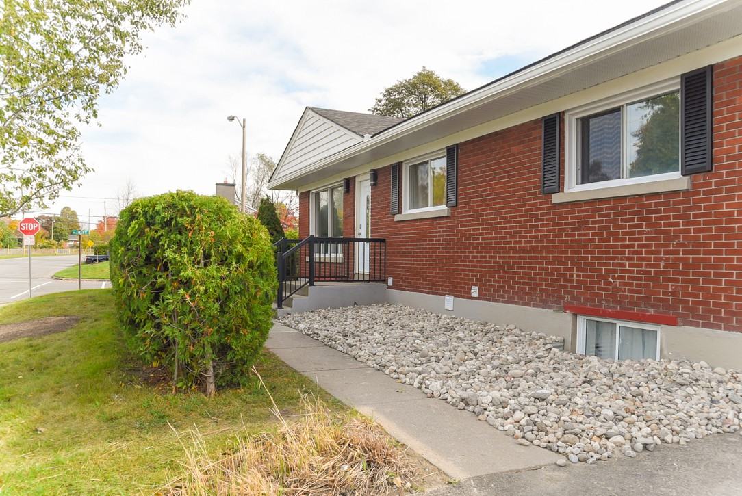 A2138 Iris Street Upper Level, Nepean 2138 A2138 Iris Street