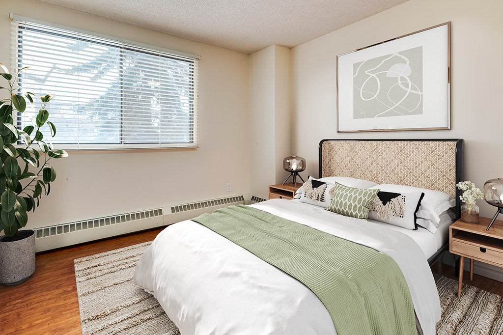 Woodlands Manor Apartments 1825 Woodview Dr Sw, Calgary, AB T2W 5G2