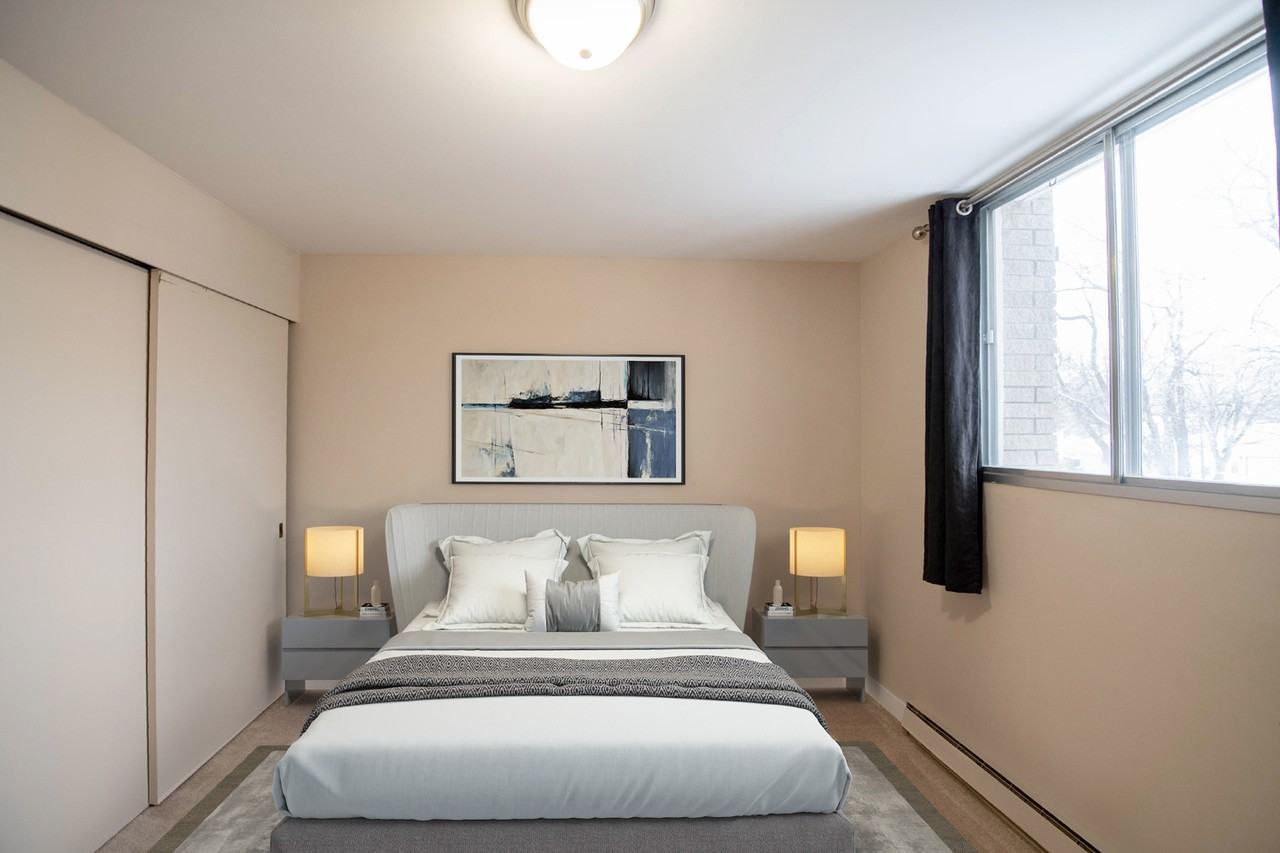 Grenoble Manor Apartments 415 Rue St Jean Baptiste, Winnipeg, MB R2H