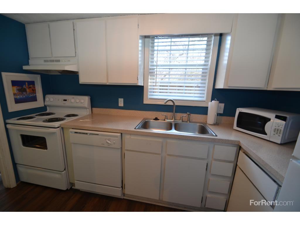 Ridge Stone Townhomes Apartments 1055 Rd, Decatur, GA 30032