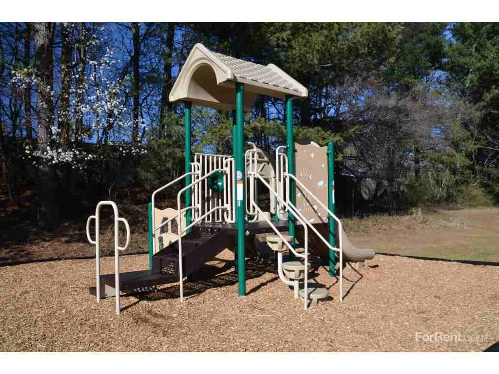 Ridge Stone Townhomes Apartments 1055 Rd, Decatur, GA 30032