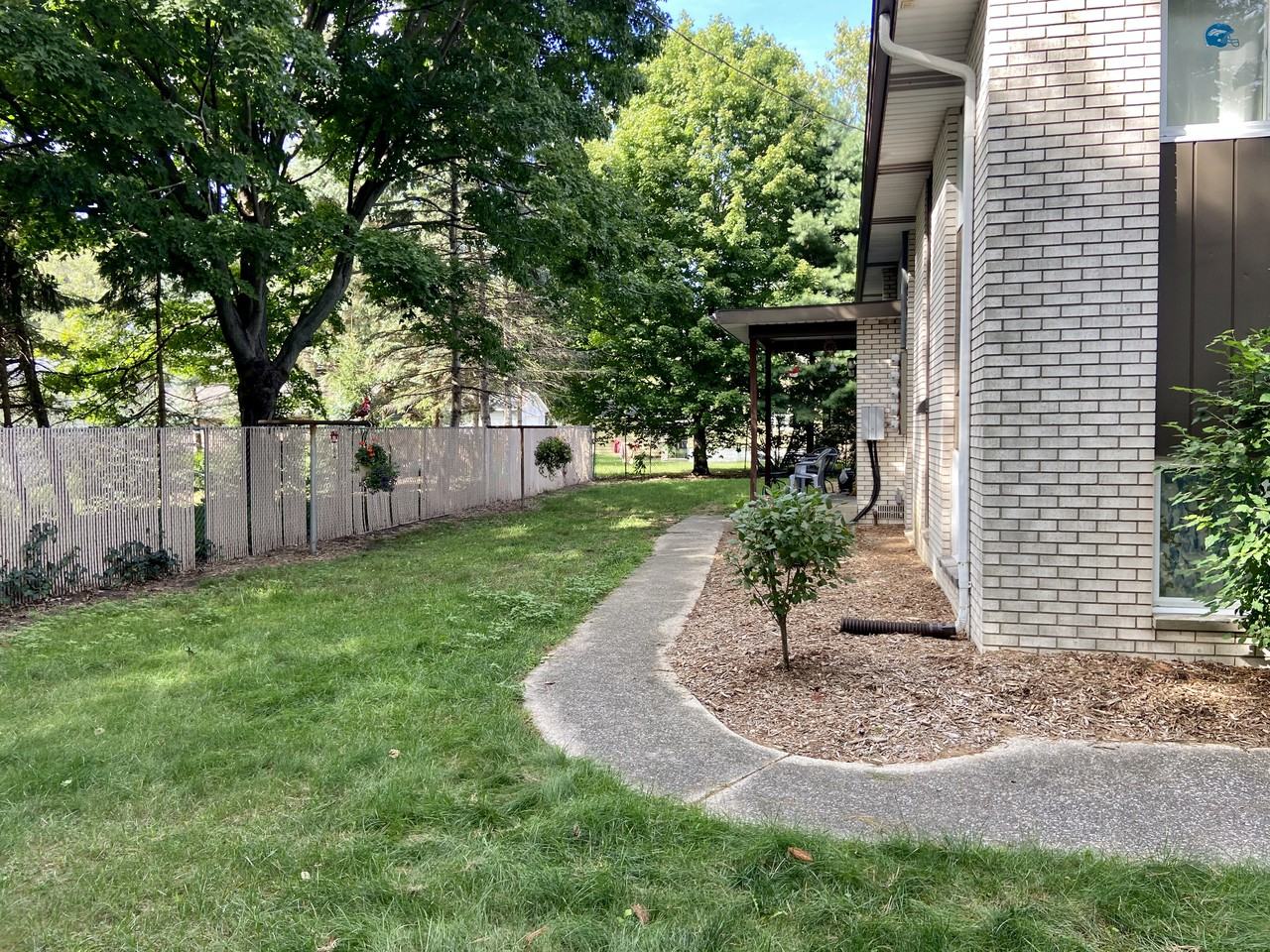 726 Butternut Dr Apartments in Holland, MI 49424 Zumper