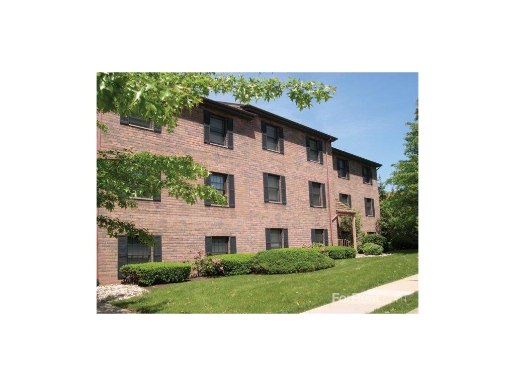 Beacon Hill Apartments 7237 Beacon Hill Dr, Wilkinsburg, PA 15221