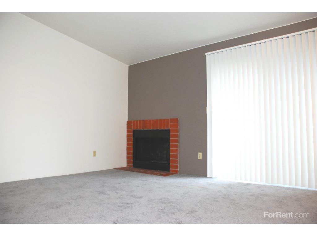 Sherwood Glen Apartments 1221 Evergreen Park Dr SW, Olympia, WA 98502