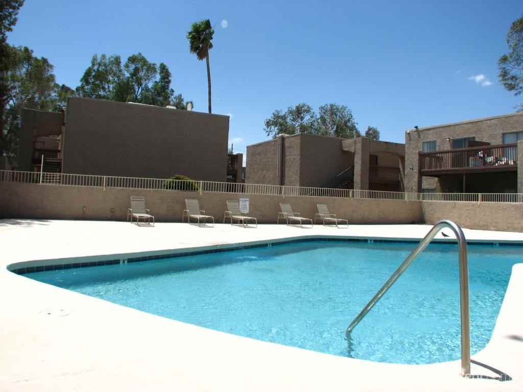 Sundowner Apartments 4530 N 23rd Ave, Phoenix, AZ 85015 Zumper