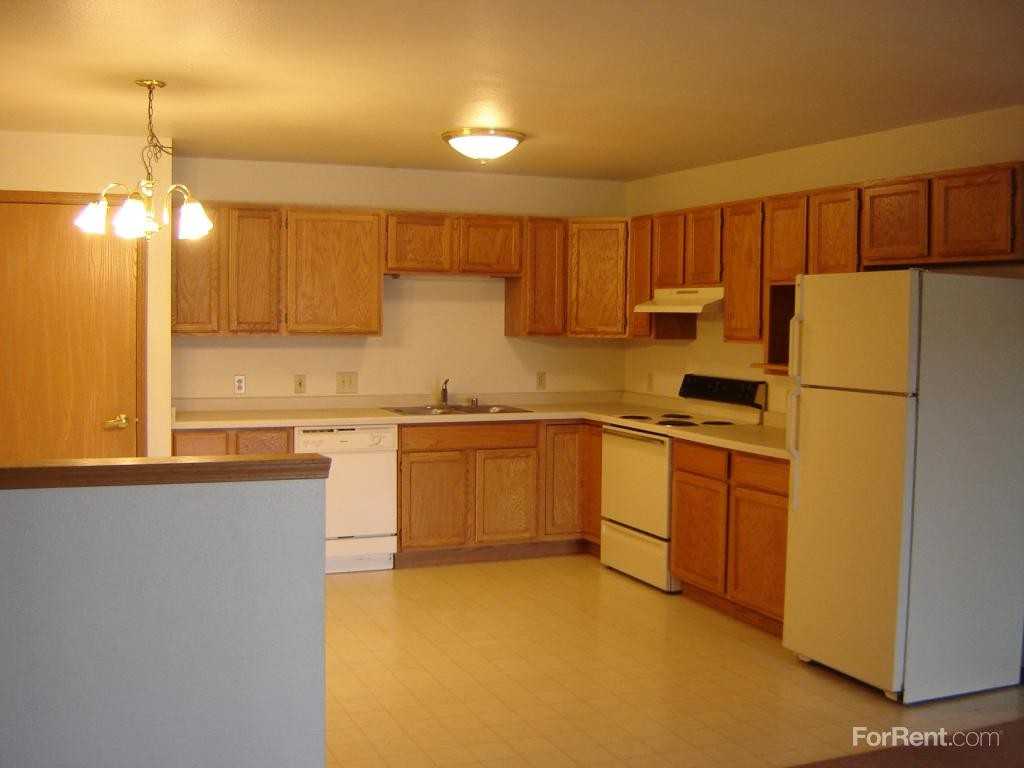 Hillside Village Apartments 319 James St, Slinger, WI 53086 Zumper