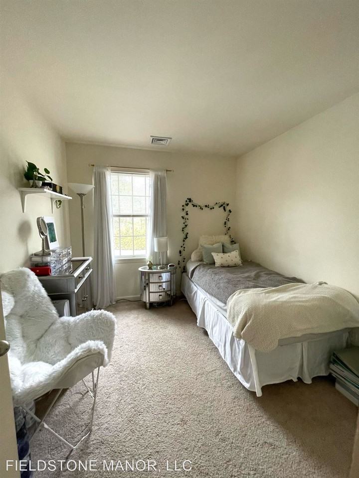 10021214 FIELDSTONE TERR Apartments 1002 Fieldstone Ter 1214, Wyckoff, NJ 07481 Zumper