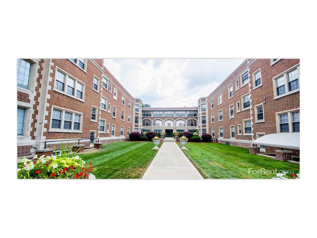 Buckingham/Balmoral Apartments 3103 N Meridian St, Indianapolis, IN