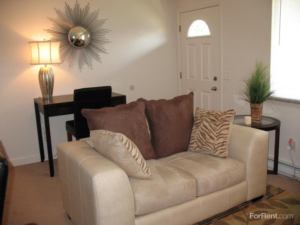 Maple Creek Apartments 5553 Lewis Ave, Toledo, OH 43612 Zumper