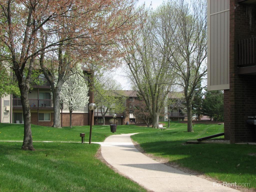 Vale Park Village Apartments 907 Vale Park Rd 1h, Valparaiso, IN