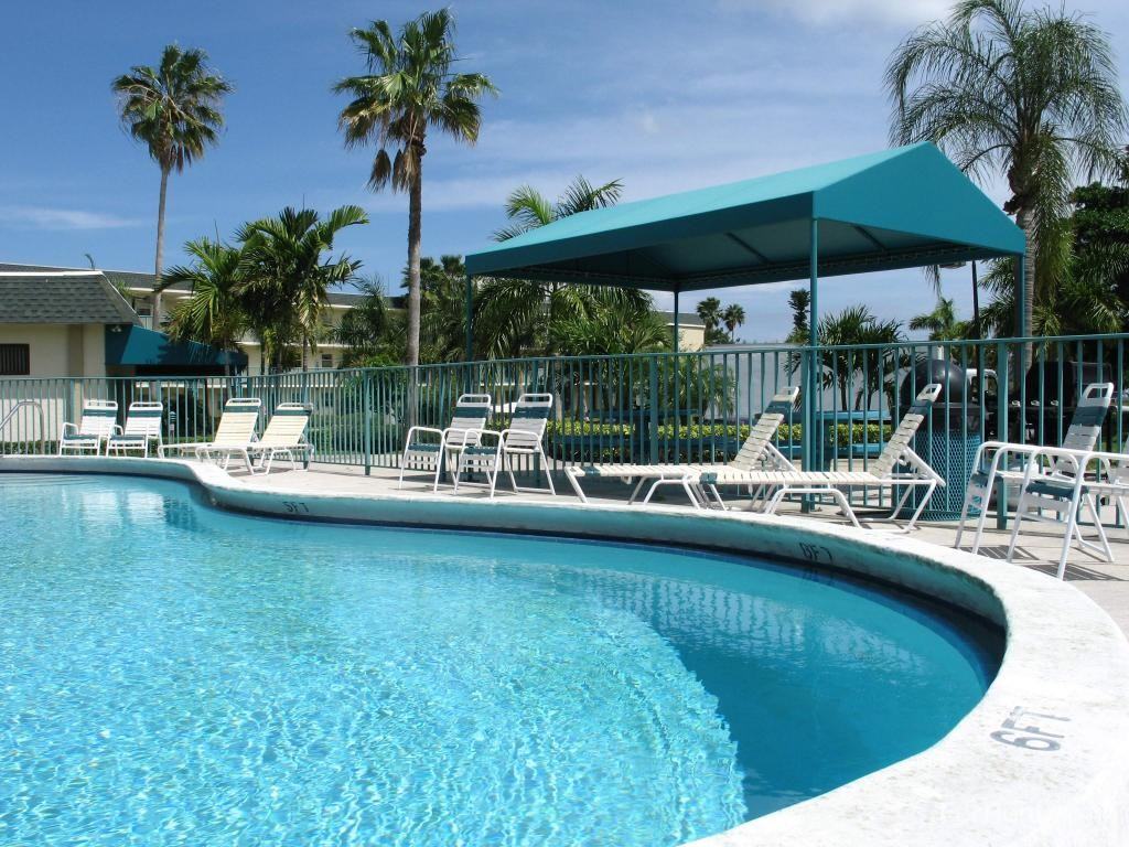 Lake Delray Apts. Apartments 700 Lindell Blvd, Delray Beach, FL 33444