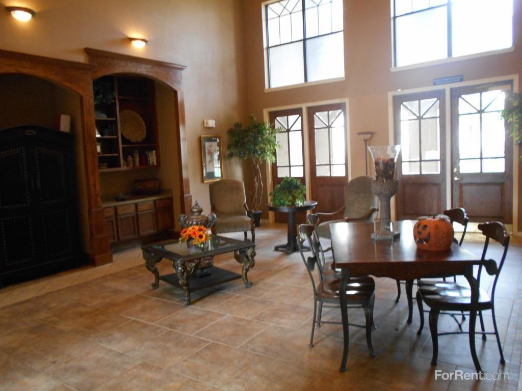 Rosemont of Oak Hollow Apartments 3015 E Ledbetter Dr, Dallas, TX