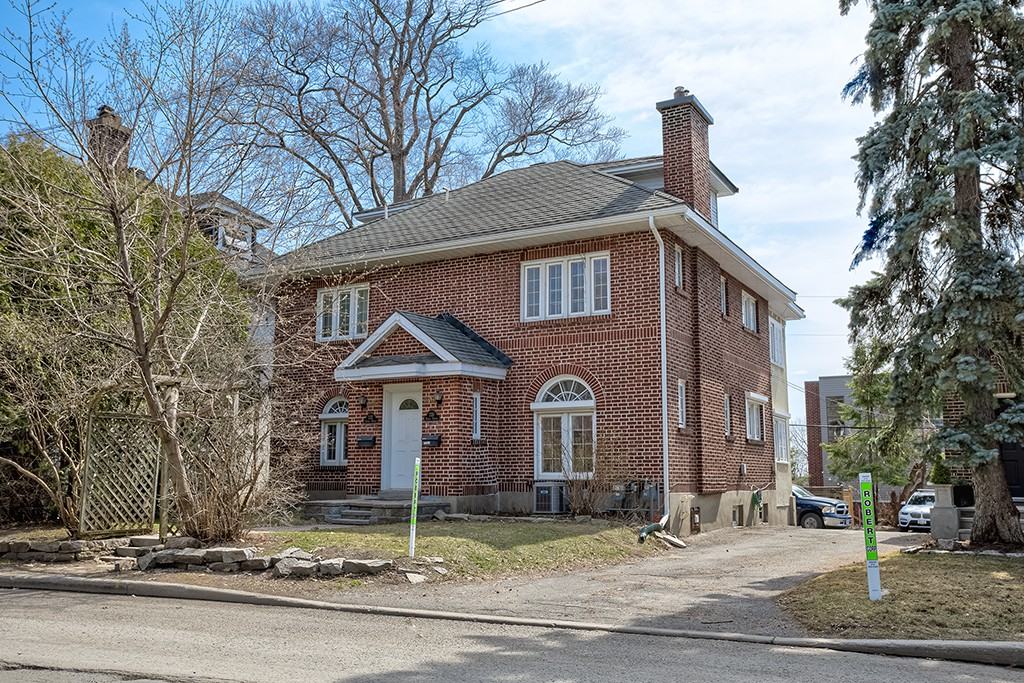 230 Rideau Terrace Apartments 230 Rideau Terr, Ottawa, ON K1M 0Z2