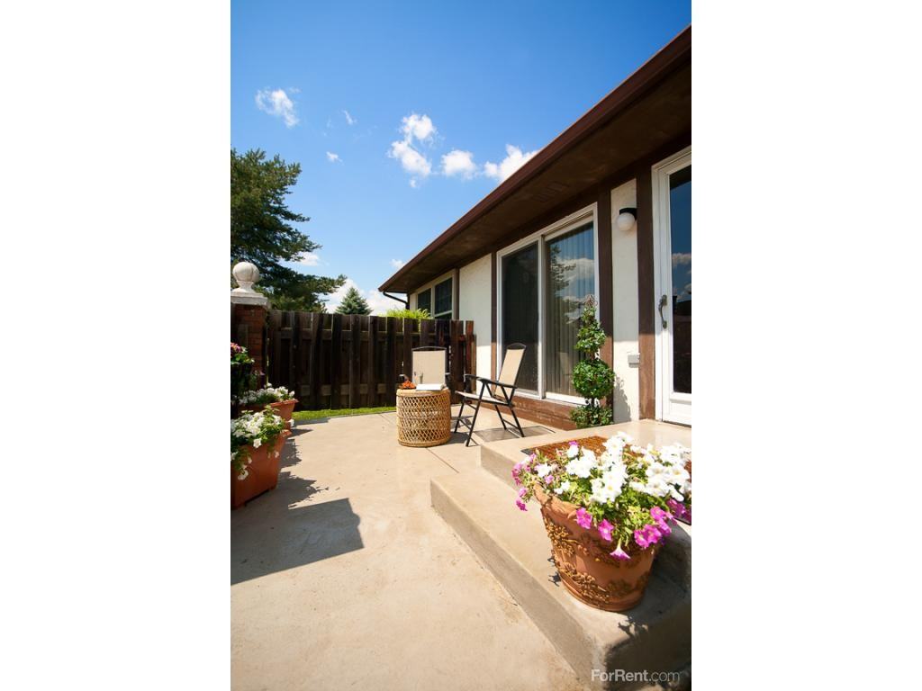 Hampton Apartments 1318 Frank Dr, Monroe, MI 48162 Zumper