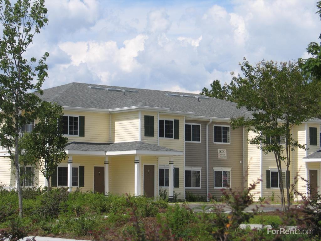 Silas Oaks Apartments 1120 Silas Road SW, Live Oak, FL 32064 Zumper