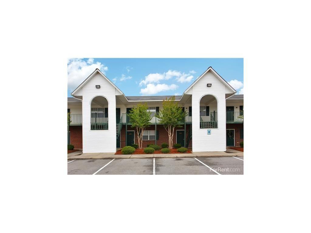 Hampton Village Rocky Mount Apartments 2443 Hurt Dr, Rocky Mount