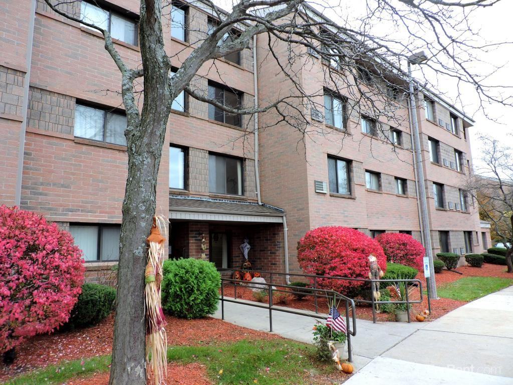 Ridgedale Apartments Seniors 62+ 7740 W Grange Ave, Greendale, WI