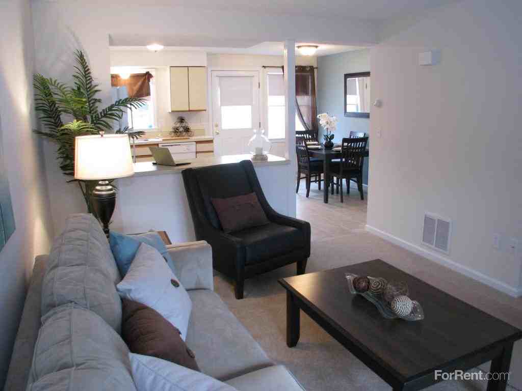 Crossroads of Enfield Apartments 91 Daro Dr, Enfield, CT 06082 Zumper