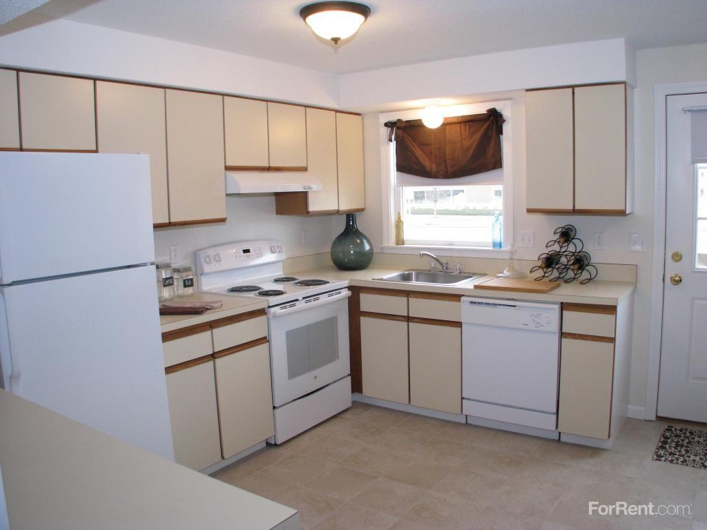 Crossroads of Enfield Apartments 91 Daro Dr, Enfield, CT 06082 Zumper