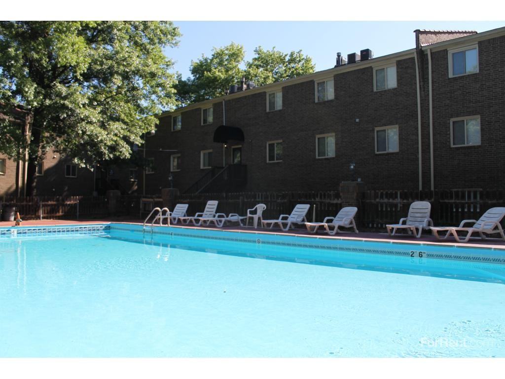 Iroquois Gardens Apartments 518 Iroquois Garden Dr, Louisville, KY