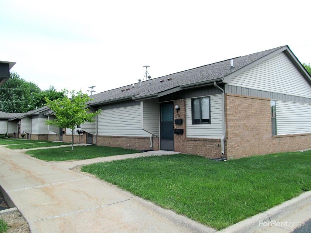 Carrollton Village SENIOR Independent Living for 55+ Apartments