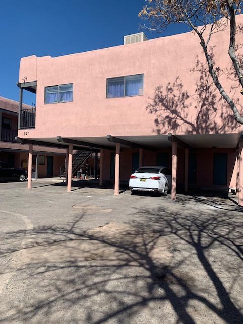 929 Aztec Rd Nw Apartments in Monkbridge Gardens, Albuquerque, NM 87107