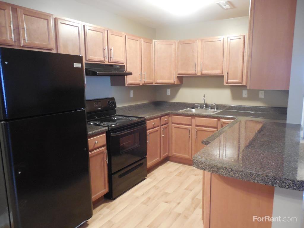 Colonial Ridge Apartments 2609 Mangowood Dr, Colonial Heights, VA