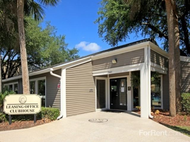 Swan Lake Apartments 3401 N Lakeview Dr, Tampa, FL 33618 Zumper