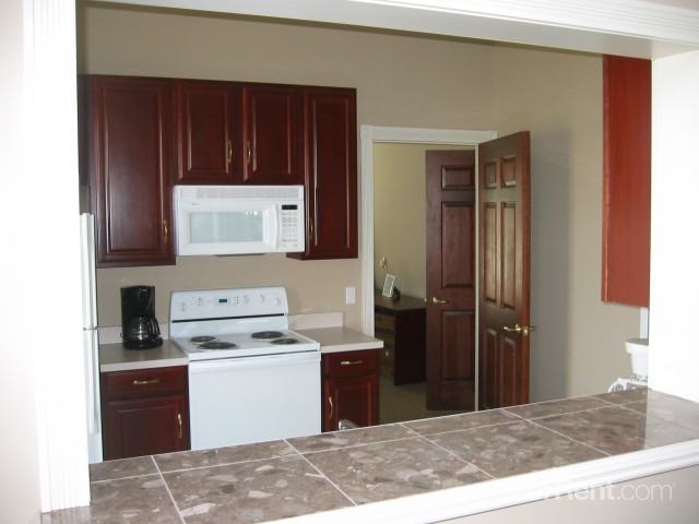 Hillsborough Pointe Apartments 14441 Sprague Ct, Omaha, NE 68116 Zumper