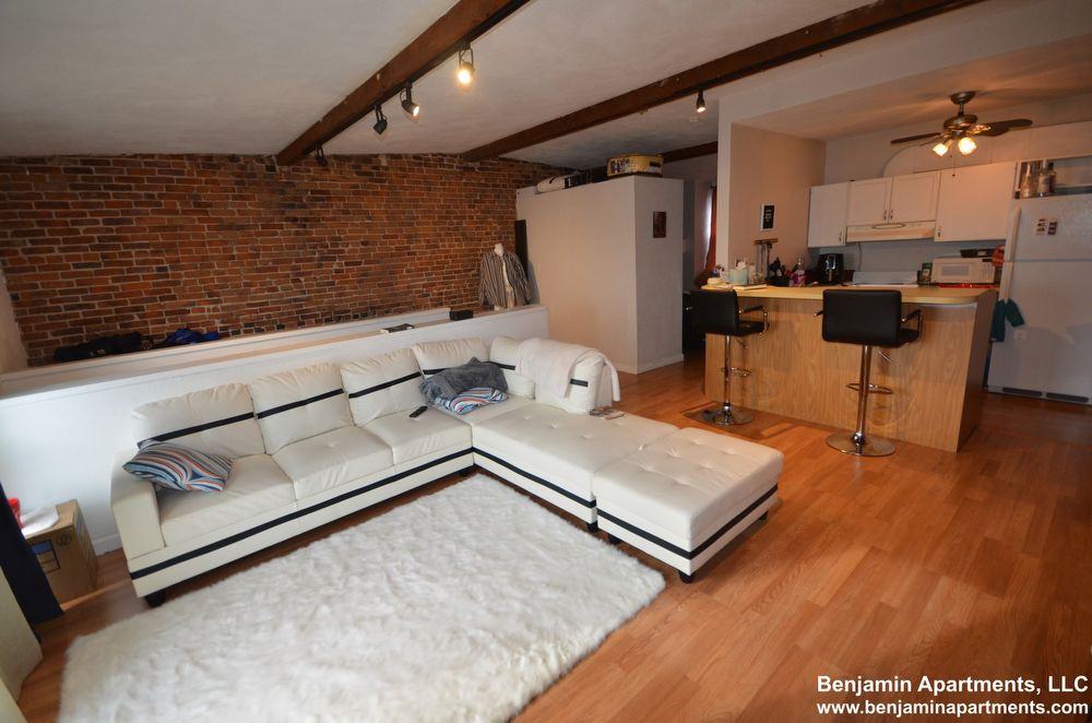 22 Beacon St 4AA, Chelsea, MA 02150 1 Bedroom Apartment for Rent