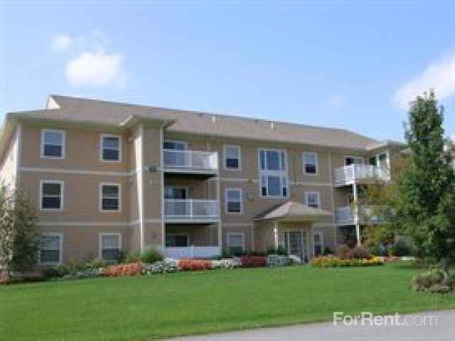 Briarwood Meadows Apartments 940 Quaker Ln, Warwick, RI 02818 Zumper