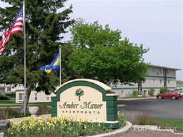 Amber Manor Apartments 807 Ridge Dr, DeKalb, IL 60115 Zumper