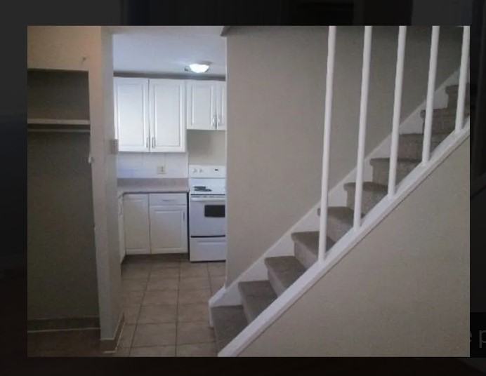 944 Archibald Apartments in Windsor Park, Winnipeg, MB R2J 0Z1 Zumper