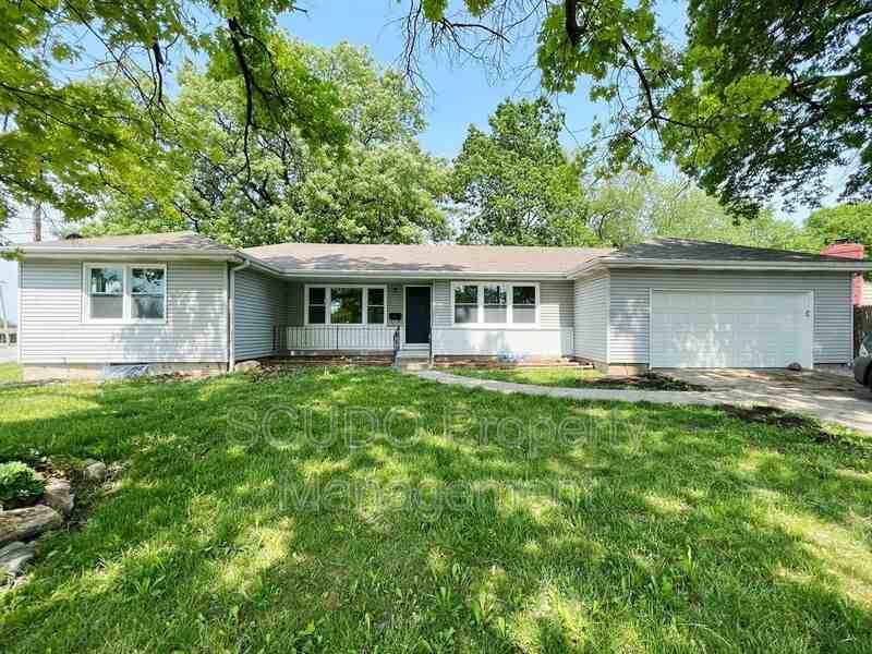 875 S Water St, Olathe, KS 66061 3 Bedroom Apartment for Rent PadMapper