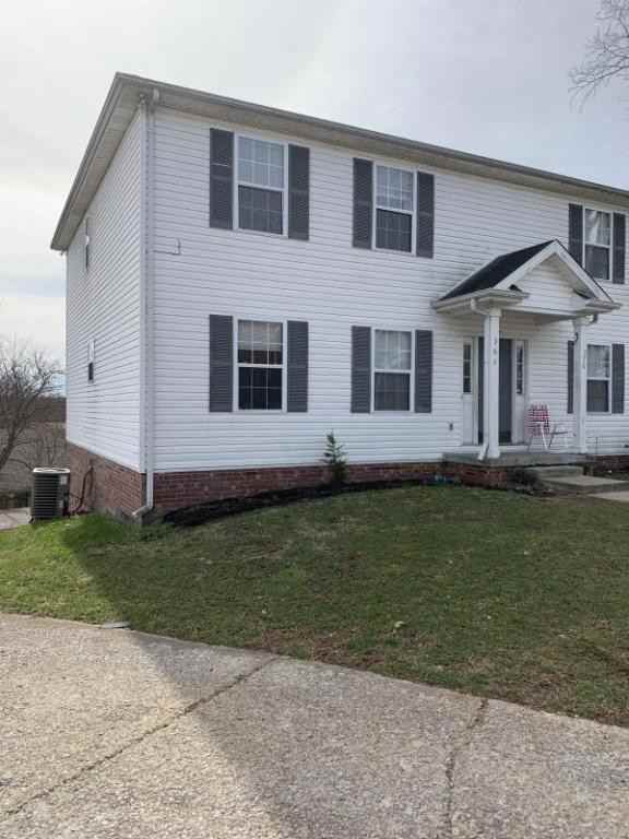 368/370 Woodview Dr, Lexington, KY 40517 4 Bedroom Apartment for Rent