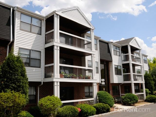 Oak Tree Village Apartments 25 Cinder Rd, Edison, NJ 08820 Zumper