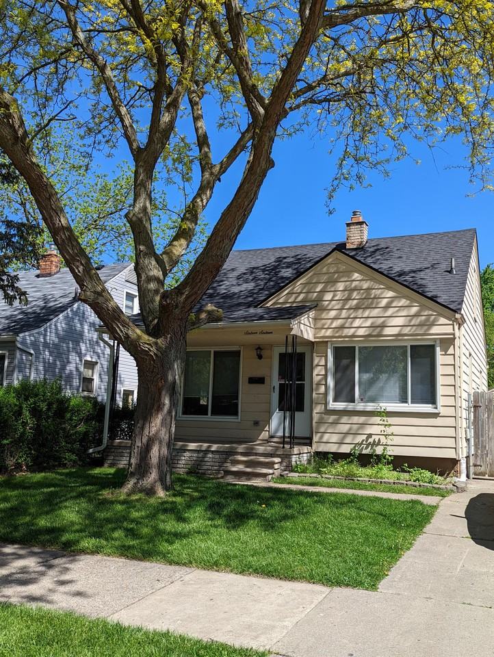 1616 Stewart Ave 1, Lincoln Park, MI 48146 3 Bedroom Apartment for